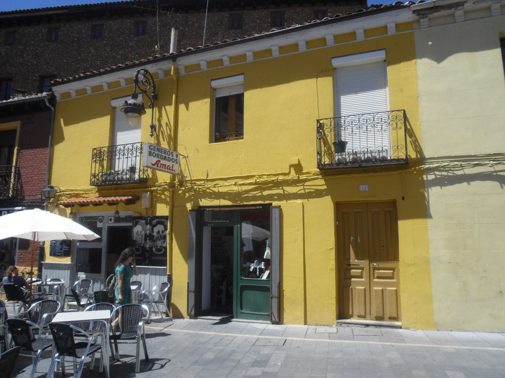 Edificio-casa Zona Catedral Con Locales
