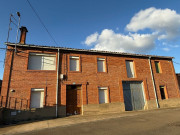 Casa De 5 Dormitorios Con Parcela