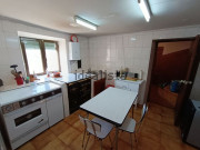 Casa De Tres Dormitorios Con Cuadras Para Hacer Patio