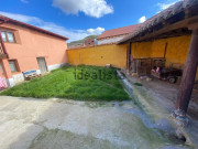 Casa De 6 Dormitorios Con Parcela De 1000 Metros