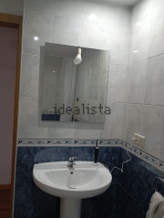 Casa De Tres Dormitorios Con Terraza Grande Y Garaje