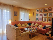 Piso 4 Dormitorios Buen Estado Zona Plaza Del Huevo