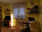 Piso 4 Dormitorios Buen Estado Zona Plaza Del Huevo