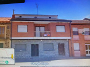 Casa De 4 Dormitorios Con Jardin