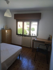 Casa De 4 Dormitorios Con Jardin